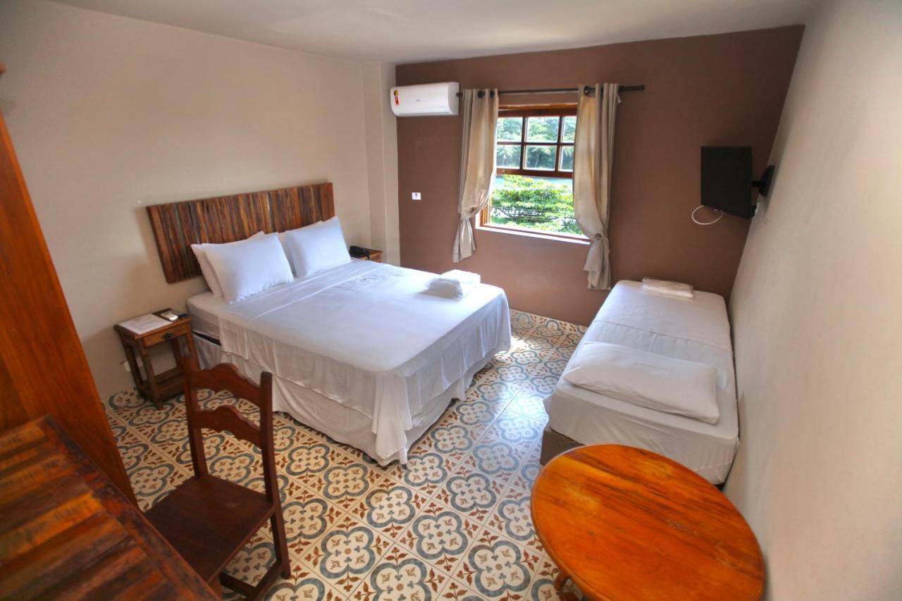 Colonial Hotel