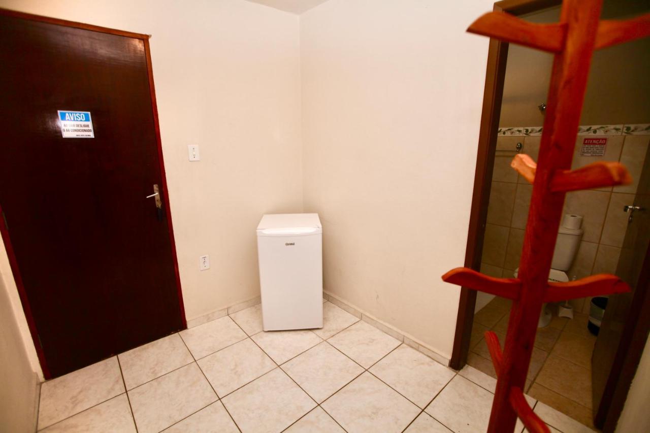 Colonial 4*