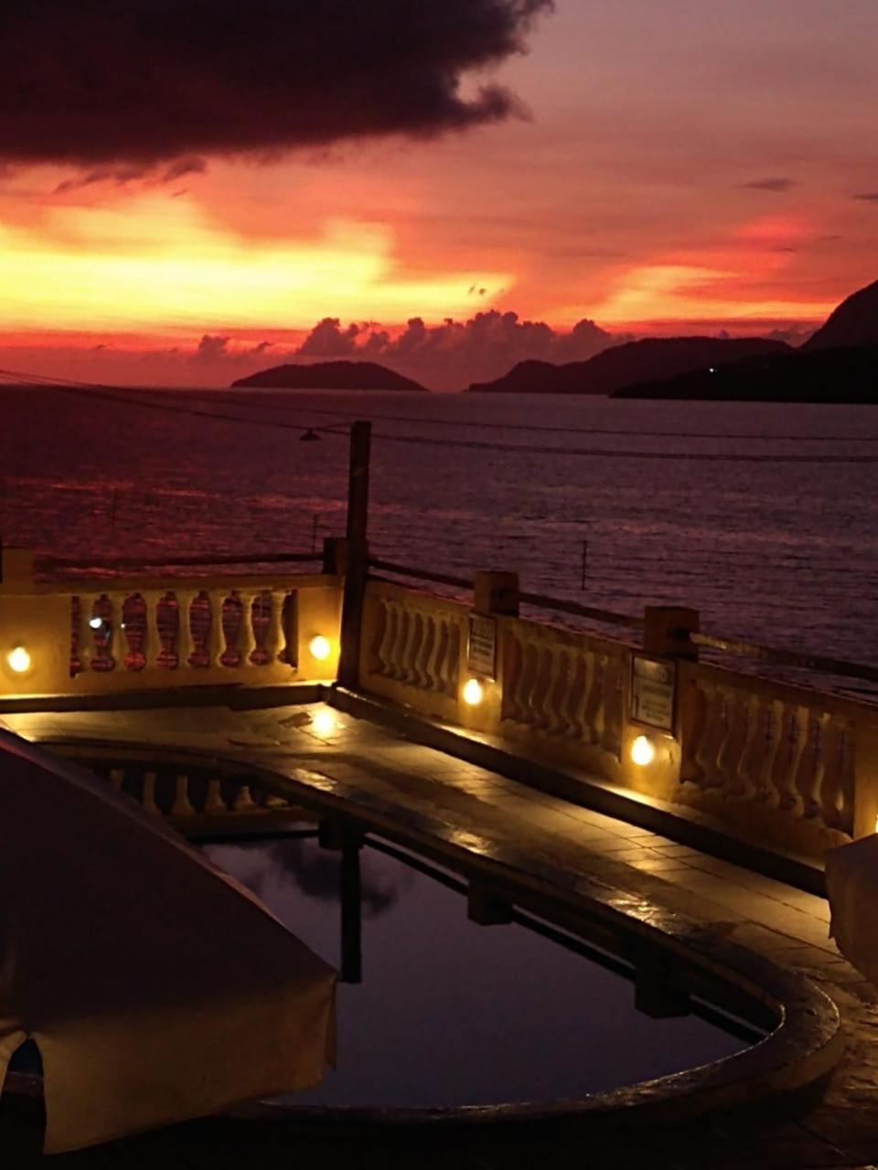 Colonial Hotel 4*